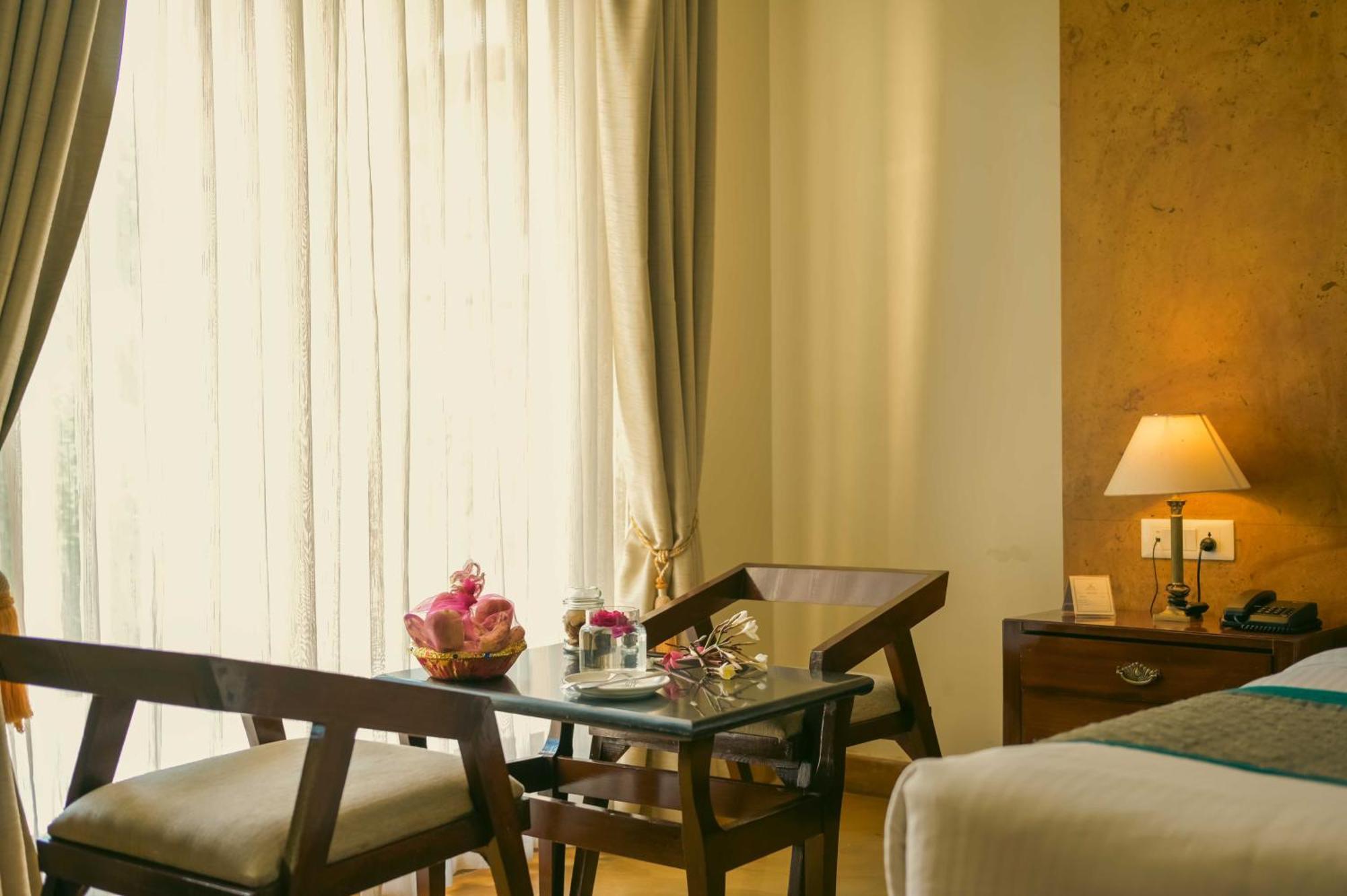 Abhyaran Resort & Spa Ranthambore ซาวาย มาโดปูร์ ภายนอก รูปภาพ