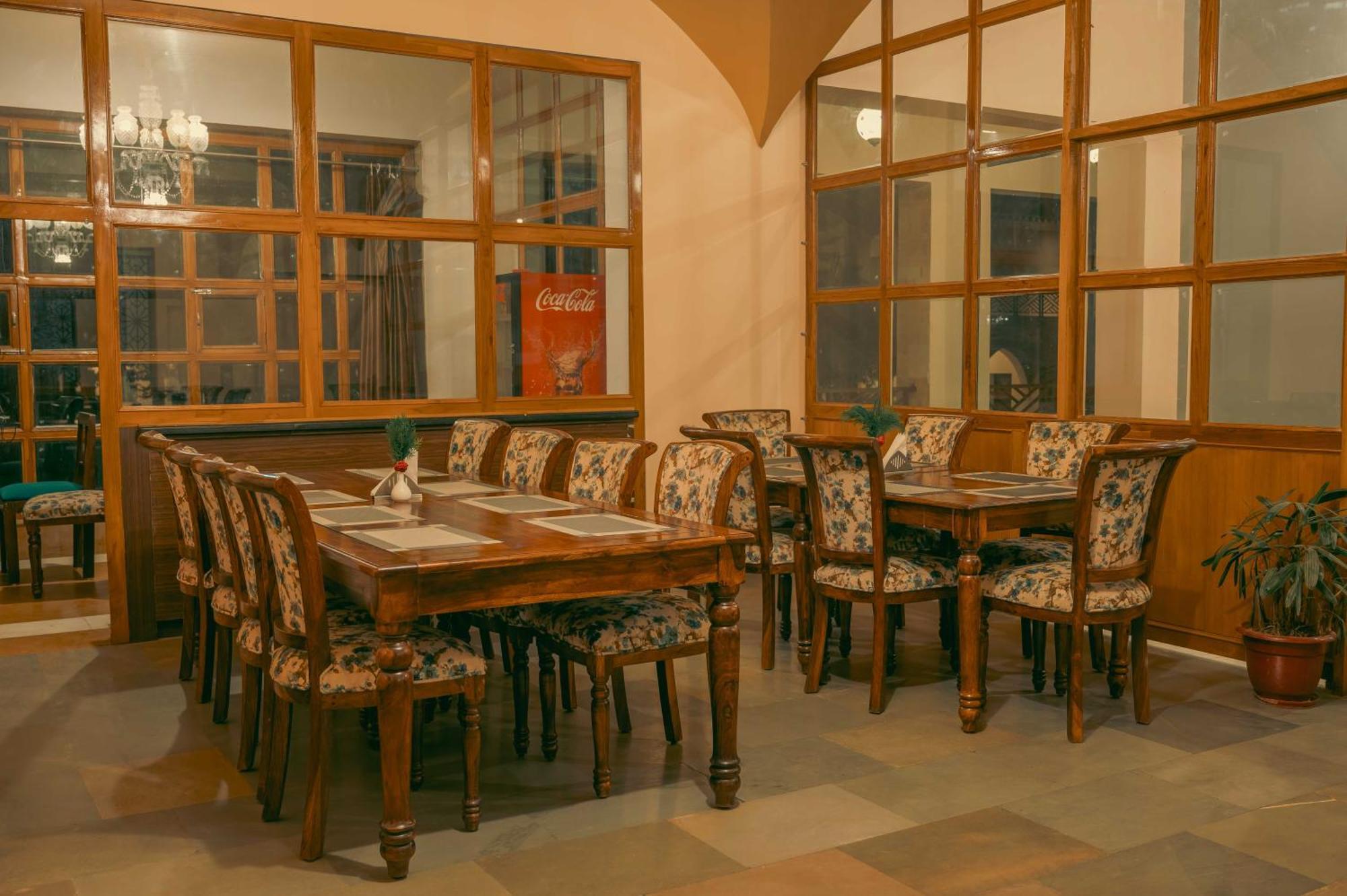 Abhyaran Resort & Spa Ranthambore ซาวาย มาโดปูร์ ภายนอก รูปภาพ