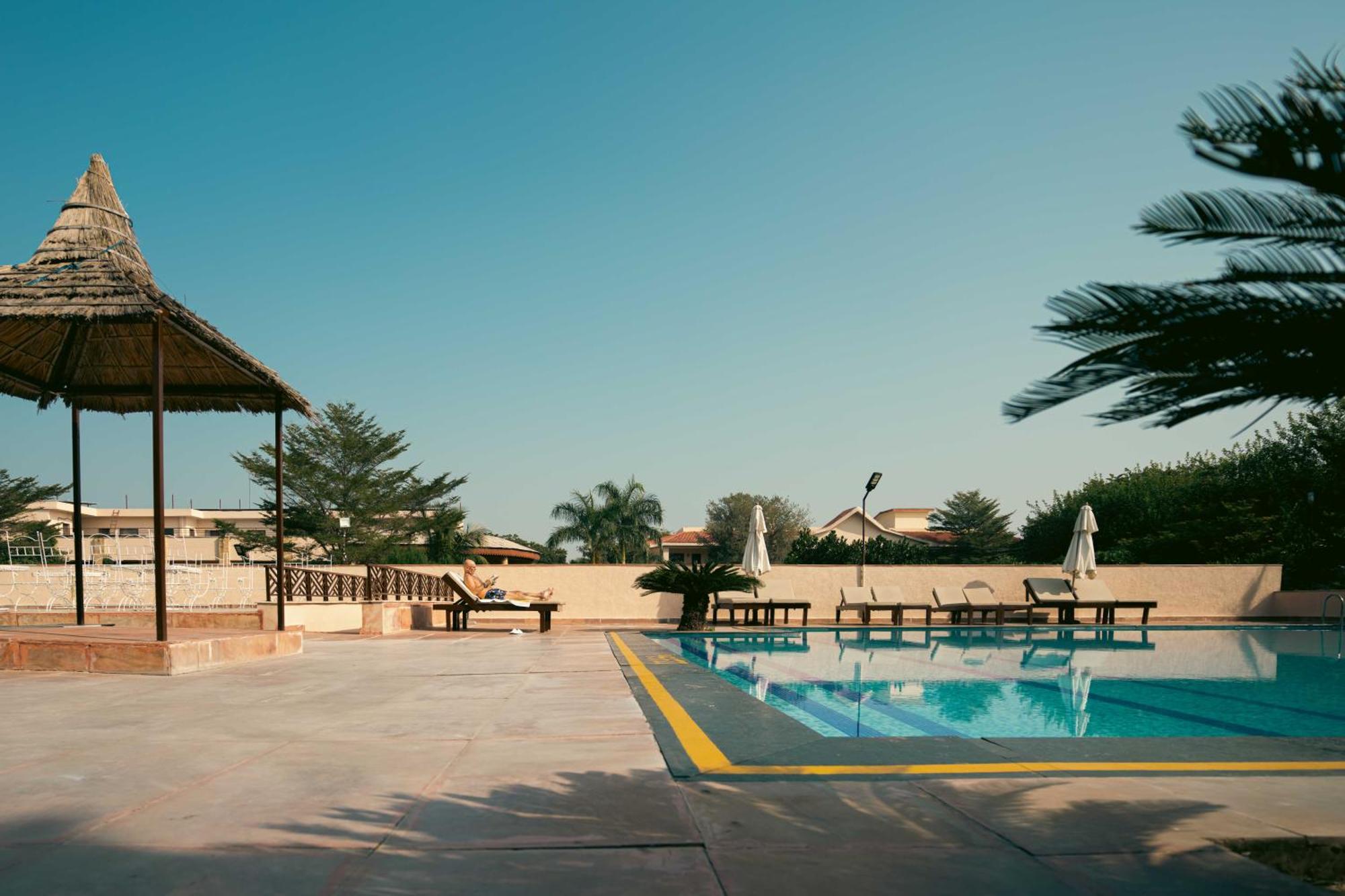 Abhyaran Resort & Spa Ranthambore ซาวาย มาโดปูร์ ภายนอก รูปภาพ