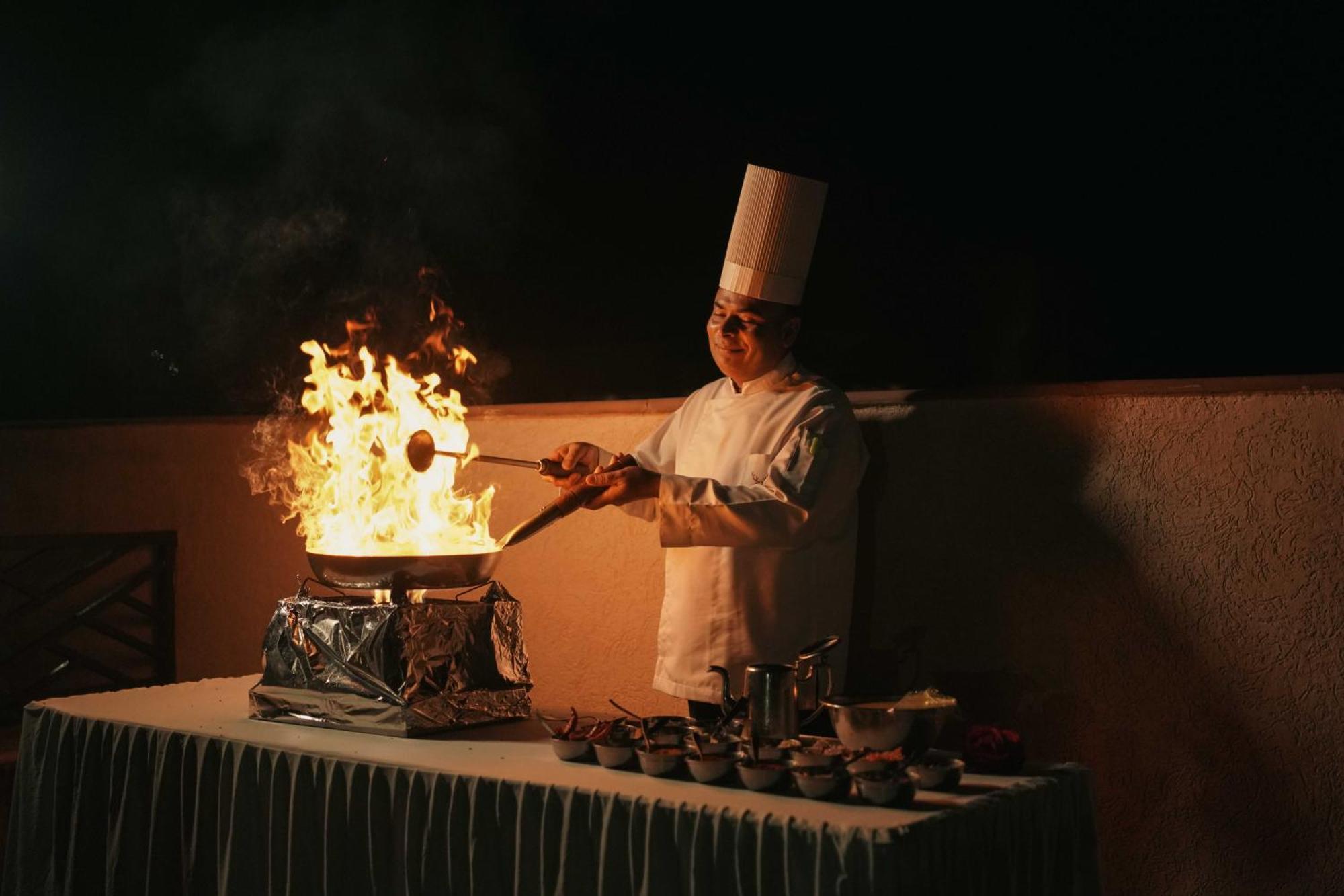 Abhyaran Resort & Spa Ranthambore ซาวาย มาโดปูร์ ภายนอก รูปภาพ