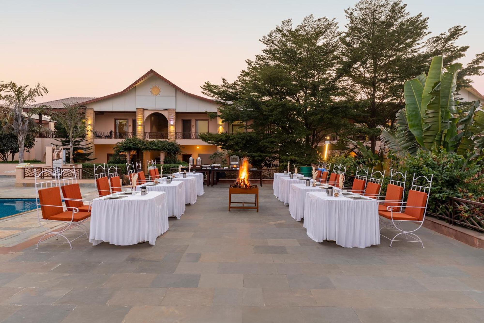 Abhyaran Resort & Spa Ranthambore ซาวาย มาโดปูร์ ภายนอก รูปภาพ