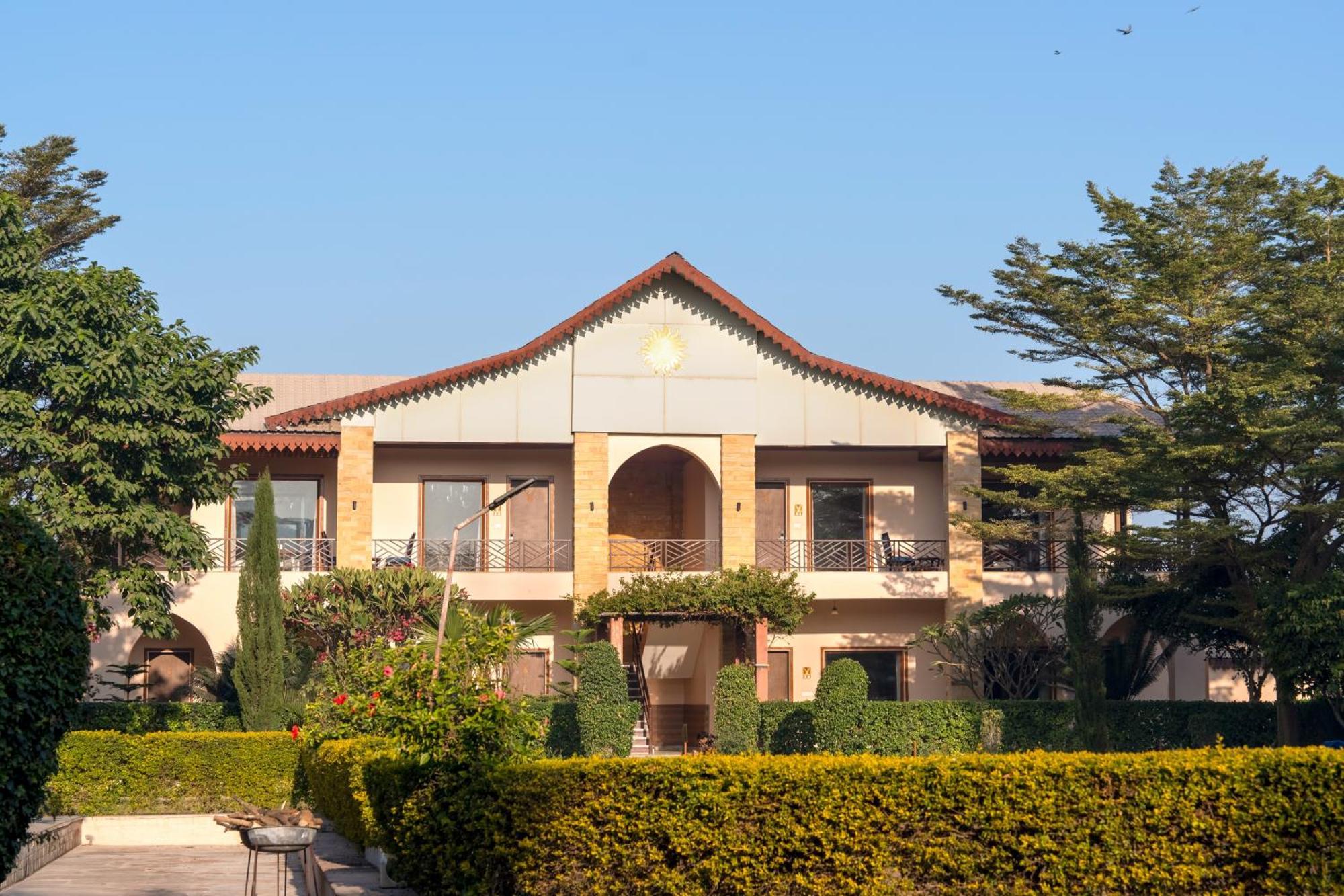 Abhyaran Resort & Spa Ranthambore ซาวาย มาโดปูร์ ภายนอก รูปภาพ