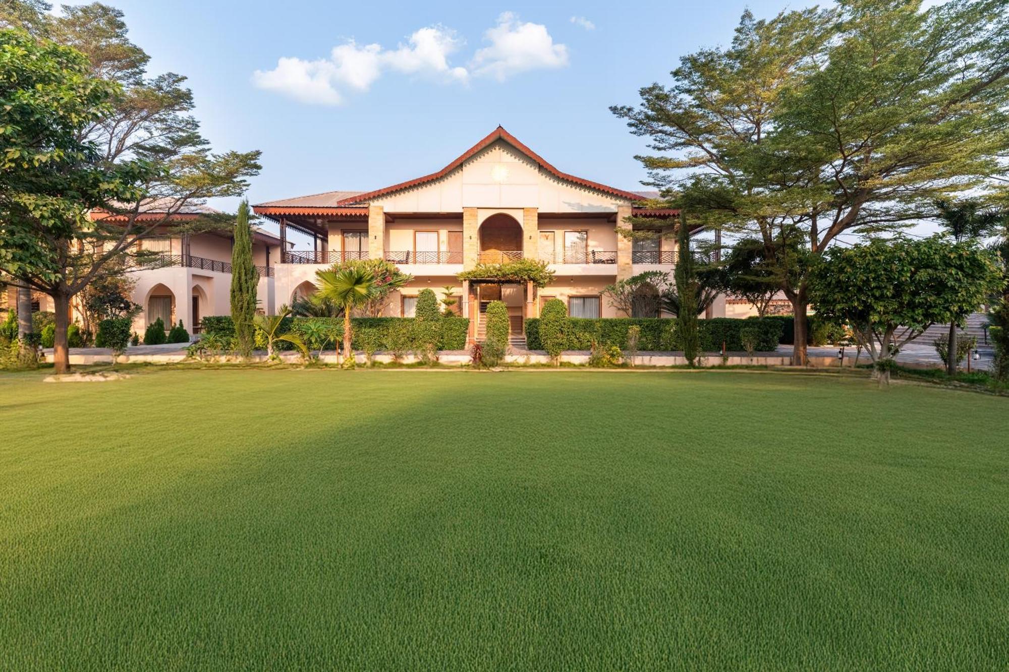 Abhyaran Resort & Spa Ranthambore ซาวาย มาโดปูร์ ภายนอก รูปภาพ